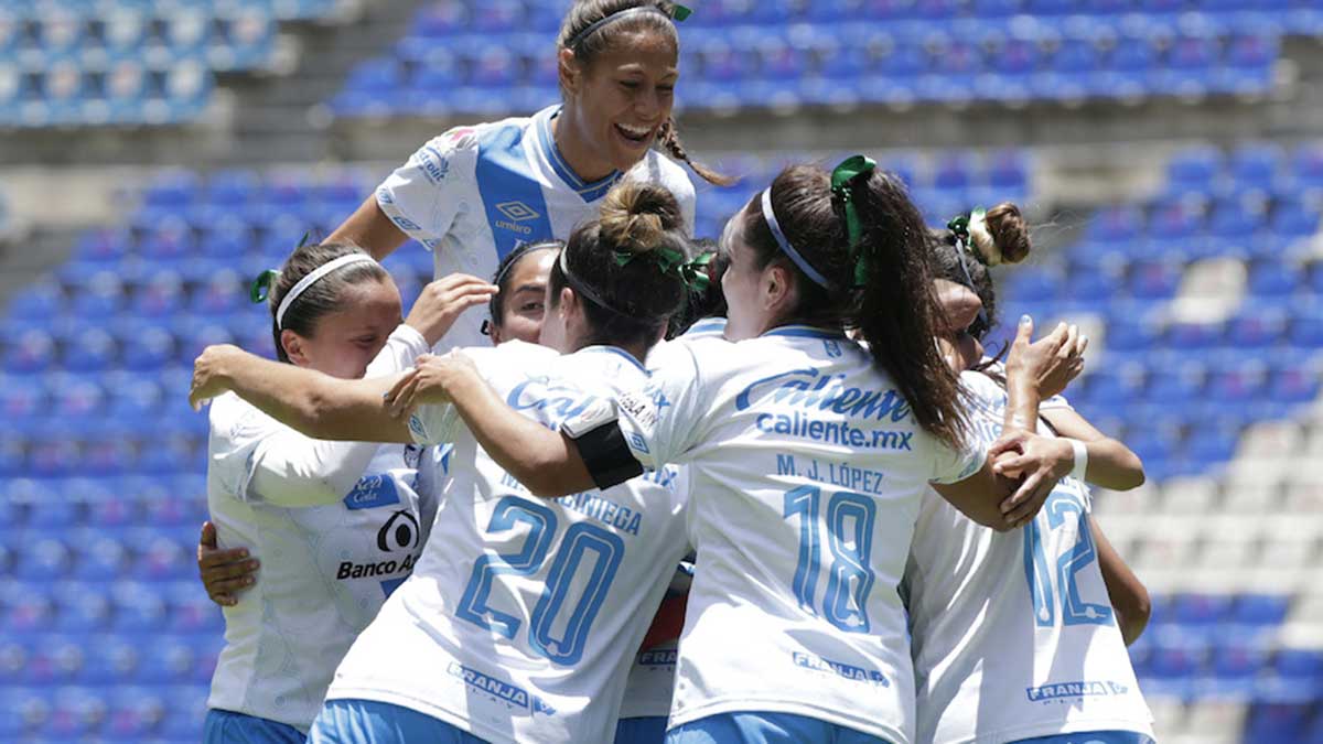 ¡Gran debut de Puebla femenil! Remonta y gana ante León femenil