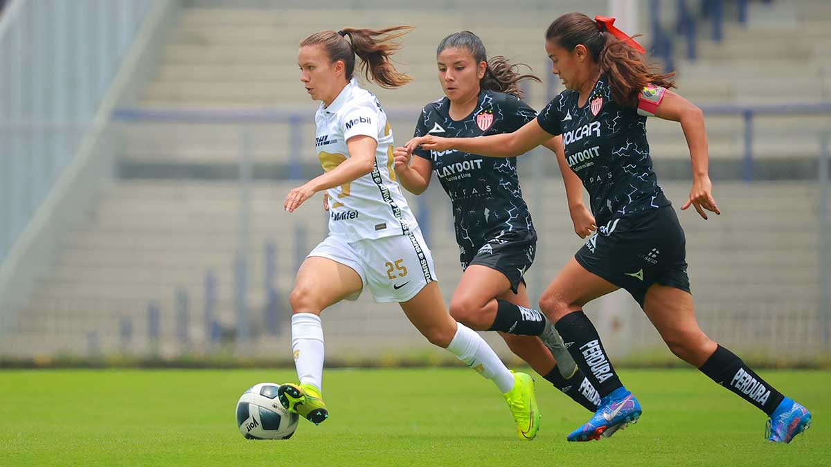 Pumas femenil y Necaxa empatan sin goles en CU