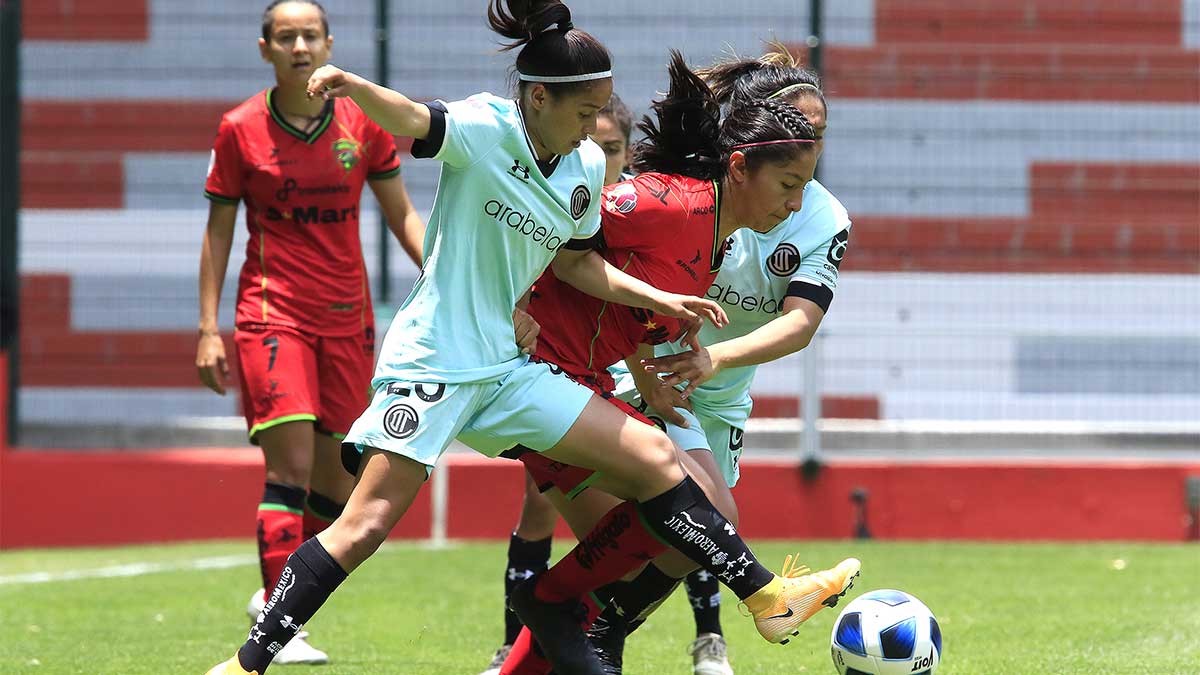 ¿Por qué Toluca femenil juega de local con uniforme verde agua?