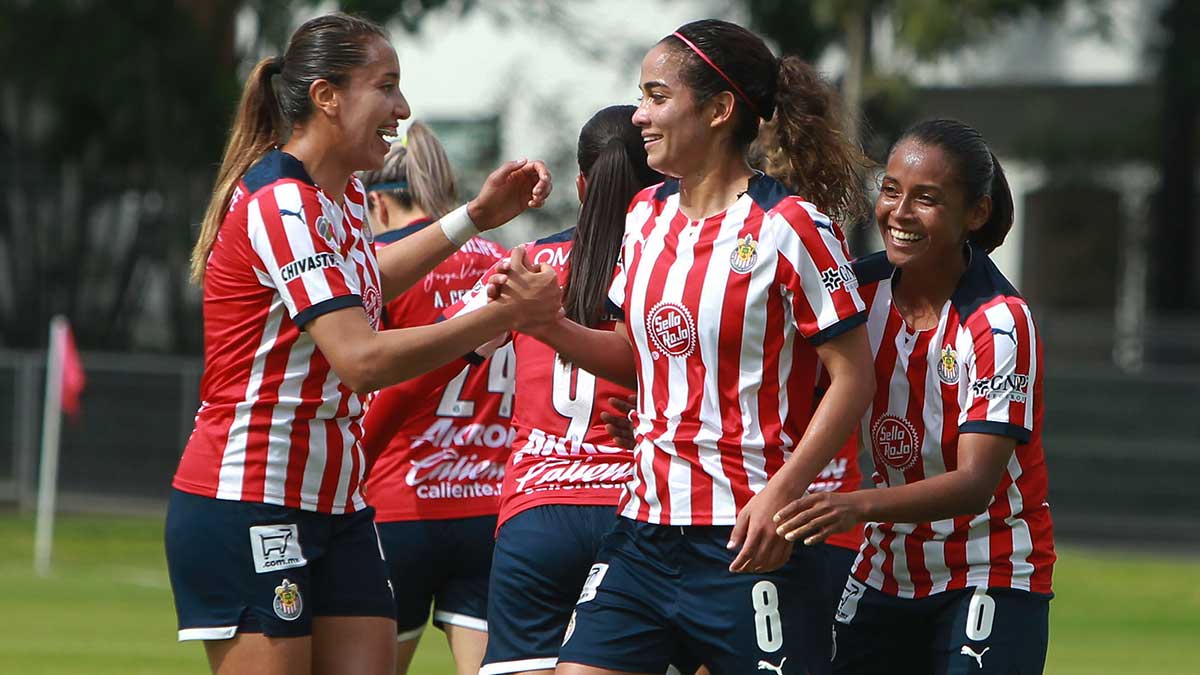 Chivas 2-0 Mazatlán; el Rebaño sagrado gana fácil y está listo para el Clásico Tapatío