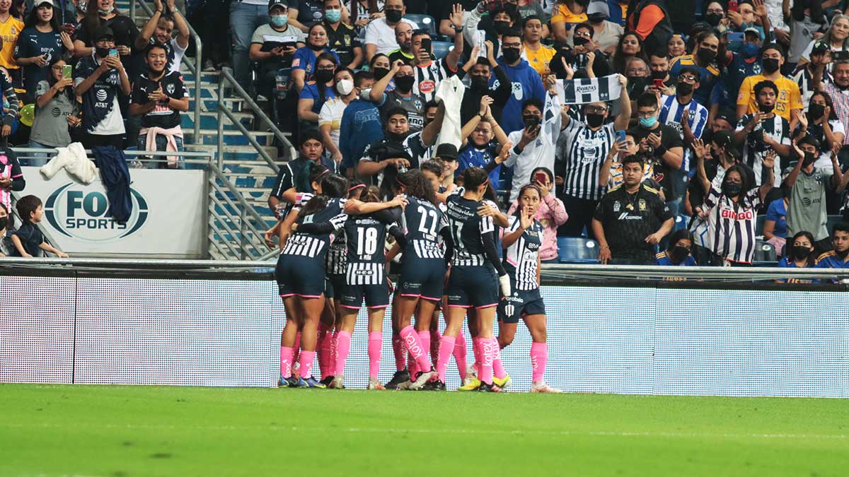 Rayadas y Tigres igualaron 2-2 en un partidazo durante la final de ida del Apertura 2021