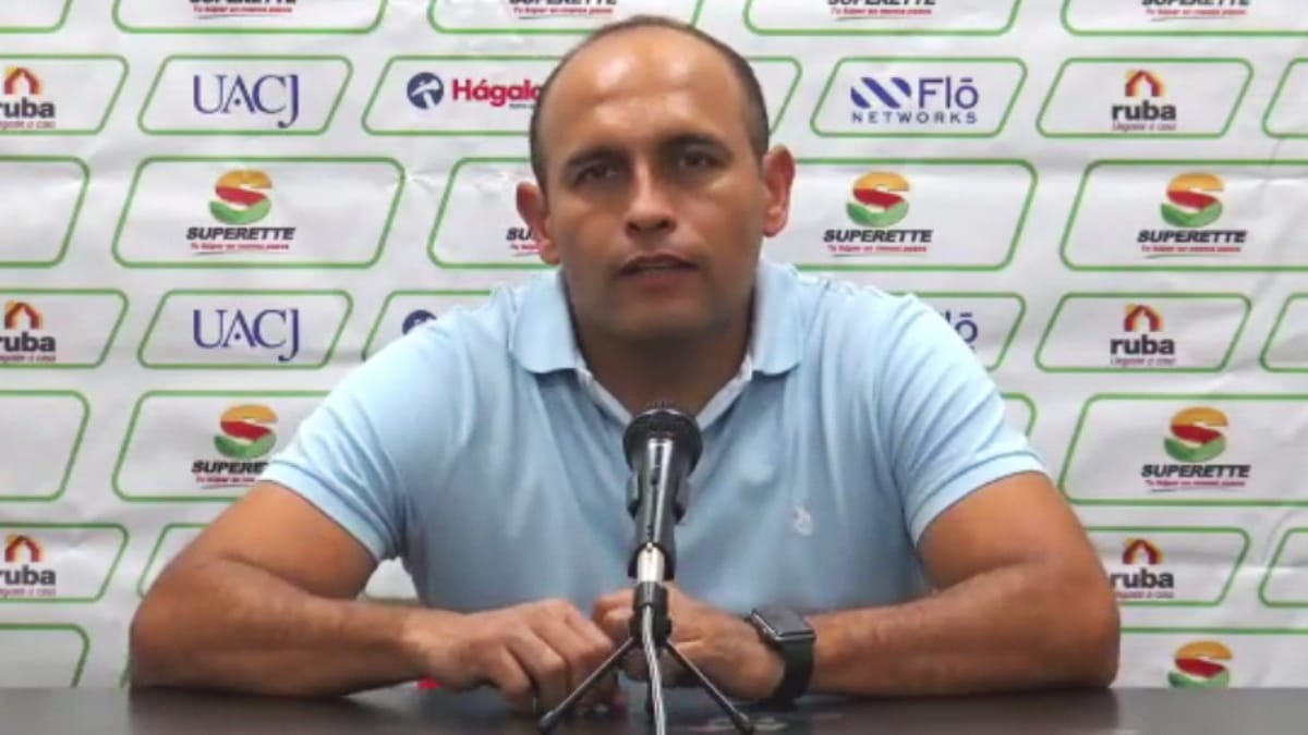Juan Pablo Alfaro, DT de Chivas femenil; “A nadie le gusta perder, pero en algún momento tenía que pasar”
