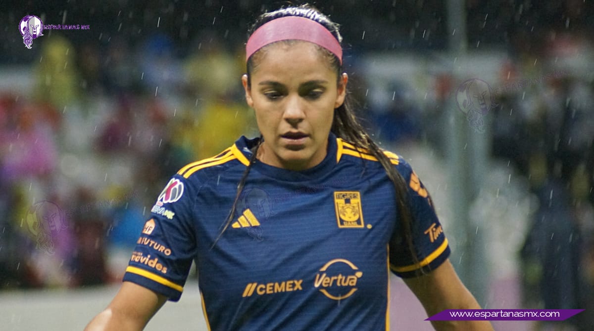 Cristina Ferral, defensa de Tigres femenil, feliz por anotar ante Pumas