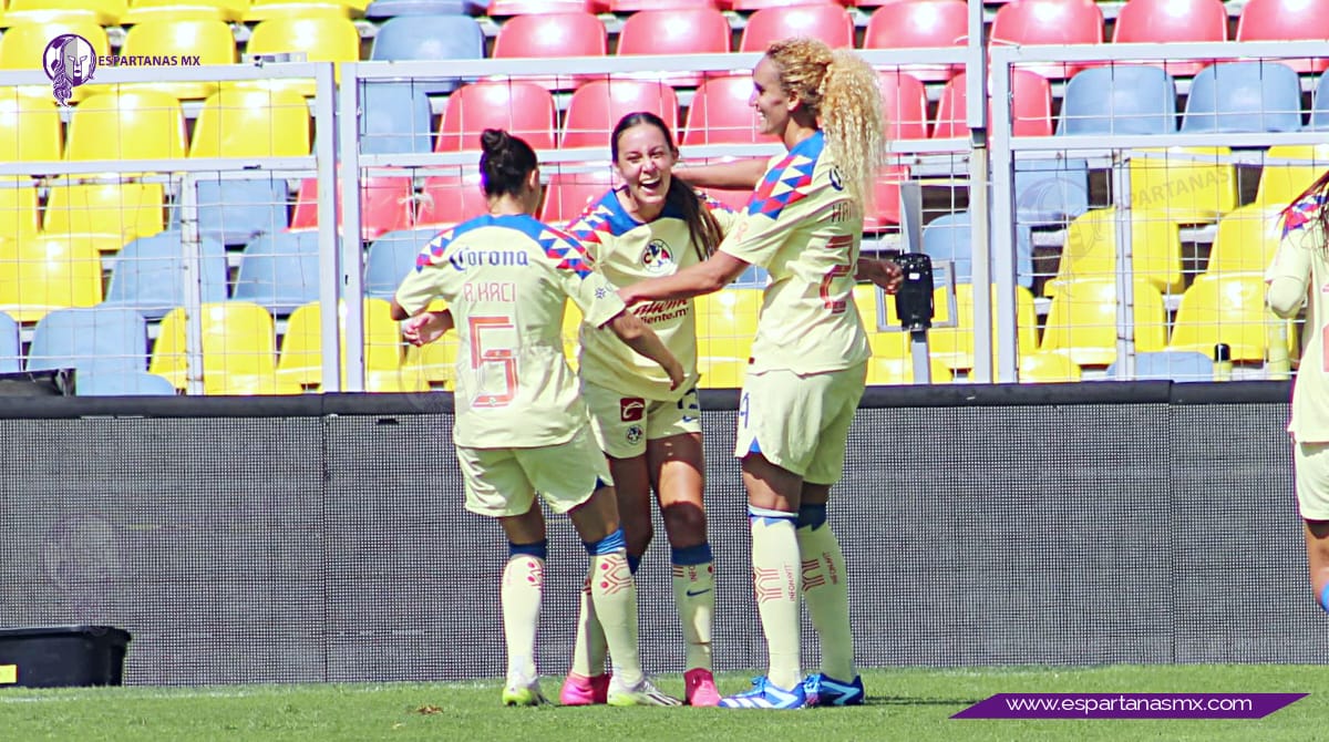 Kimberly Rodríguez brilla con América Femenil en la defensa y ¡al ataque!