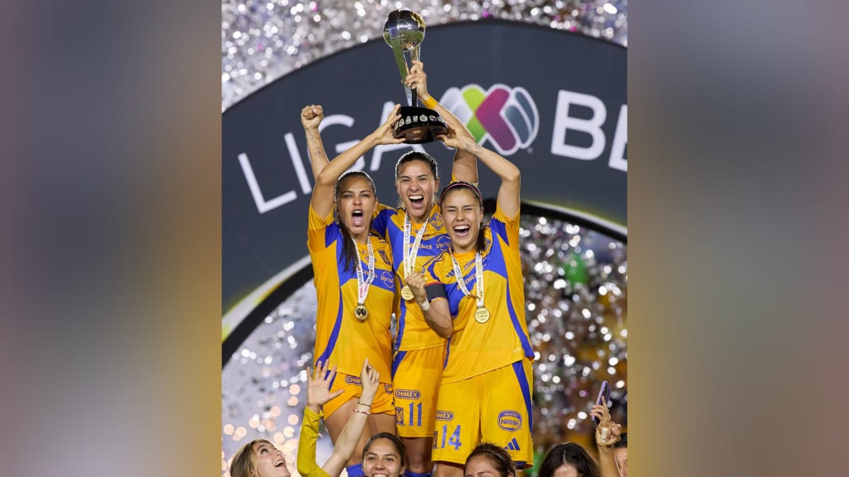 Stephany Mayor celebra el título de Tigres femenil en el campeón de Campeonas: Me dijeron que iba a cambiar el juego