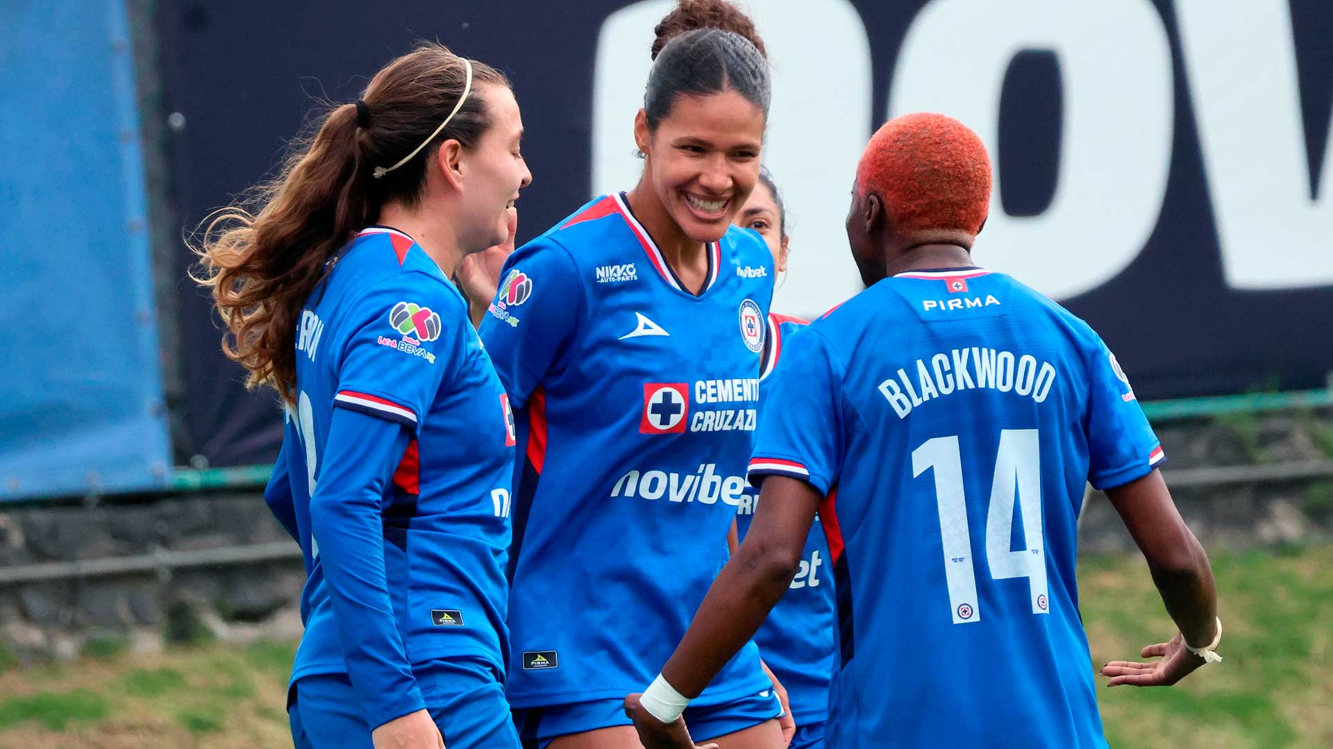Cruz Azul Femenil golea 4-1 a Querétaro y sigue con vida en la Liga MX Femenil