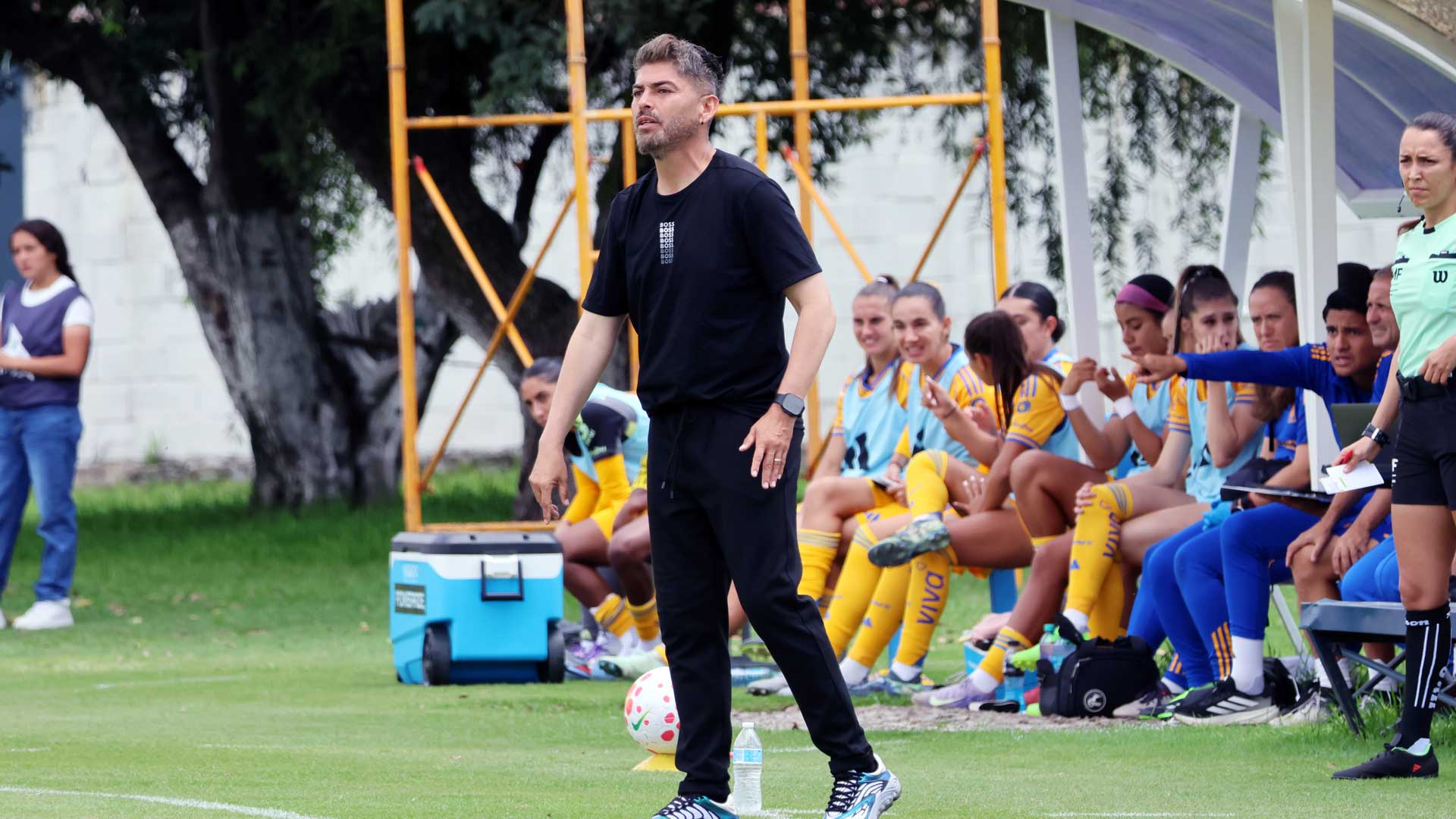 Carlos Morales, DT de Puebla femenil: “El fútbol es fútbol, independientemente de tu posición en la tabla”