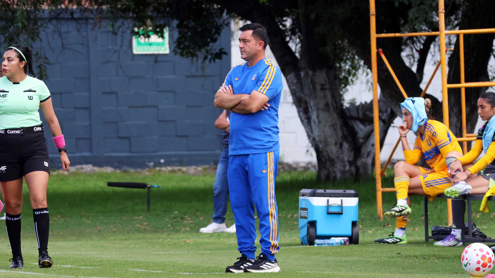 Pedro Martínez Losa: “El reto de Tigres femenil es saber trabajar incluso cuando no tenemos la pelota”