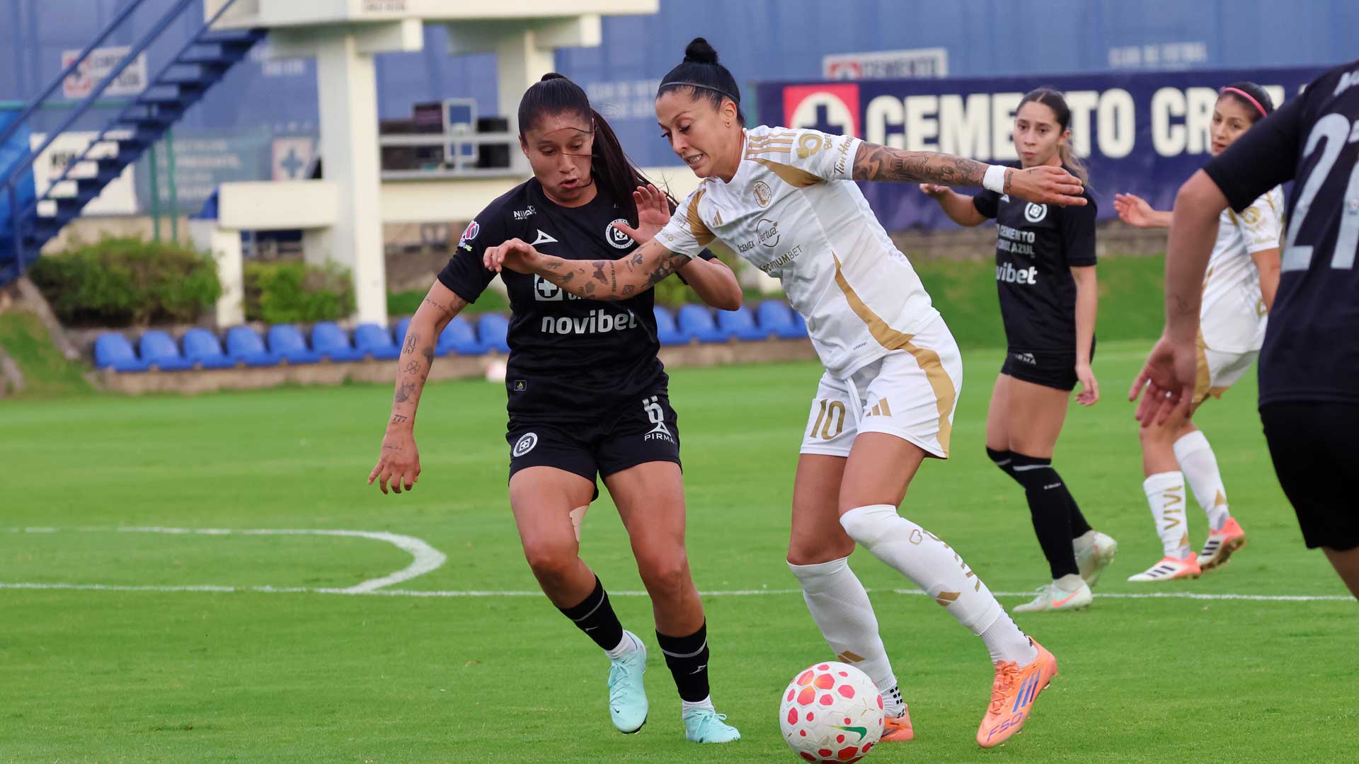 Cruz Azul sorprendió y empató 2-2 ante Tigres femenil en el cierre del Apertura 2025
