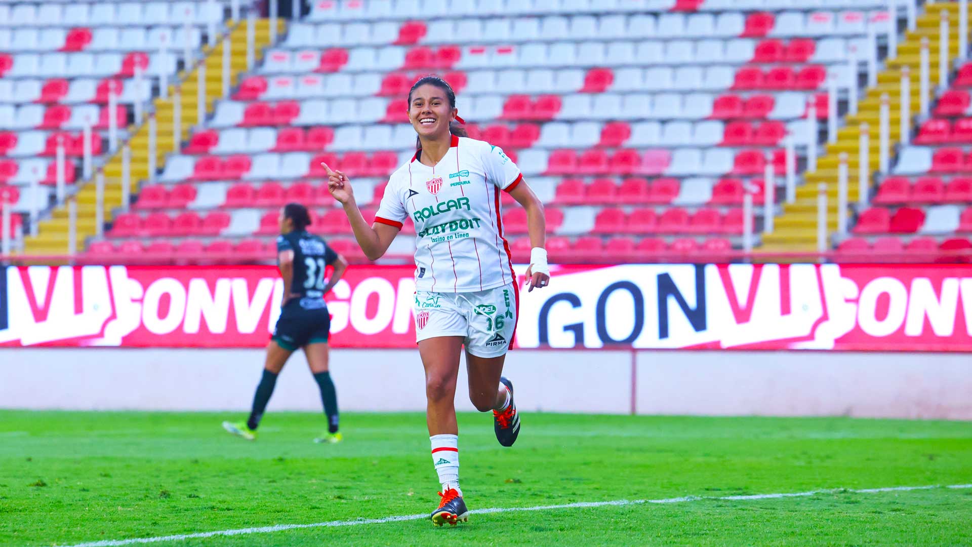 Necaxa Femenil rescata empate ante León en un duelo lleno de drama y expulsiones