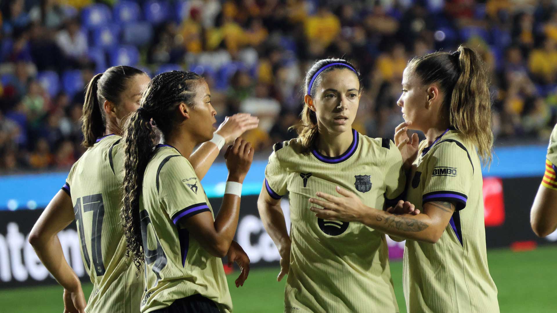 Equipo de estrellas de la Liga MX Femenil y el Barcelona empatan 2-2; triunfo azulgrana 4-3 en penales en el Duelo de Estrellas