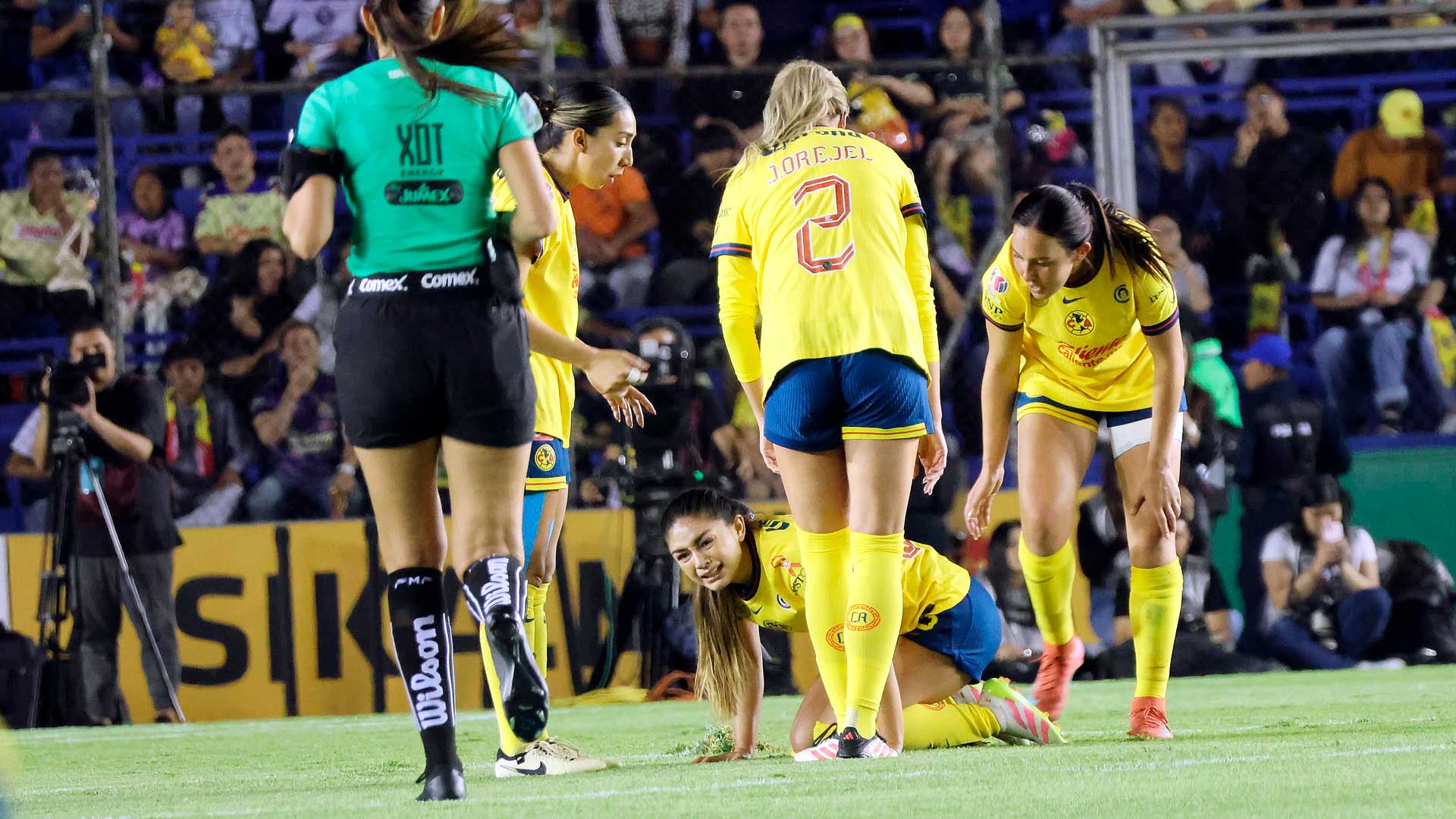 Jana Gutiérrez, defensa del América femenil, rompe el silencio sobre su lesión: “Mi tobillo se rompió, pero está estable”