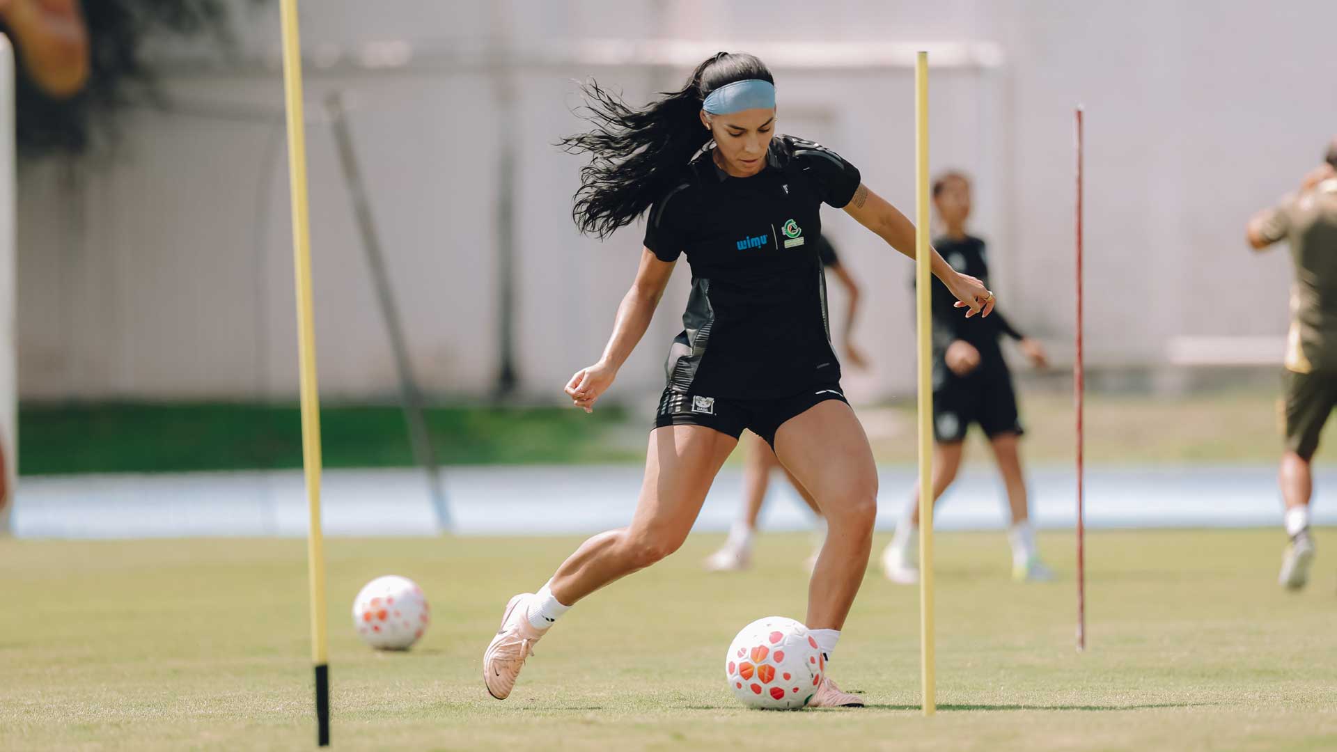 Sabrina Enciso fue operada con éxito; su regreso dependerá de su evolución