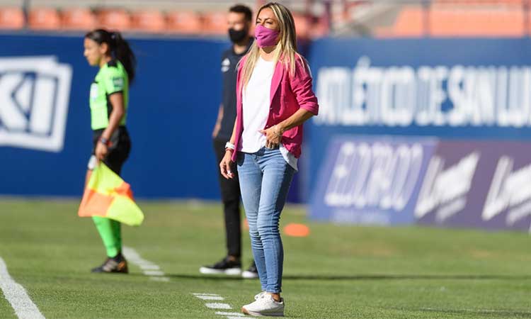 Ileana Dávila: Cada vez veo a mis jugadoras con más confianza