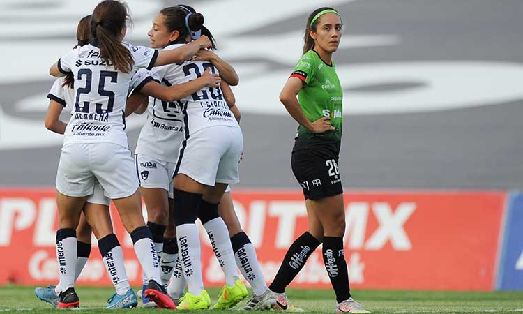 Pumas vence 3-0 a las Bravitas 