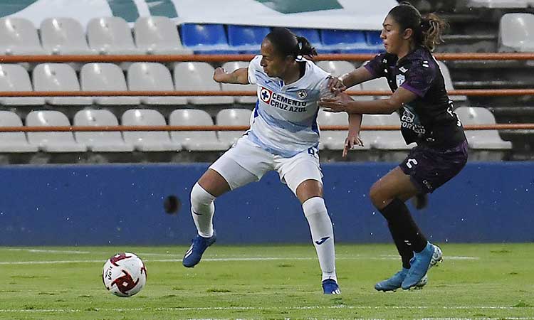 Pachuca femenil y Cruz Azul empatan 0-0 en el estadio Hidalgo