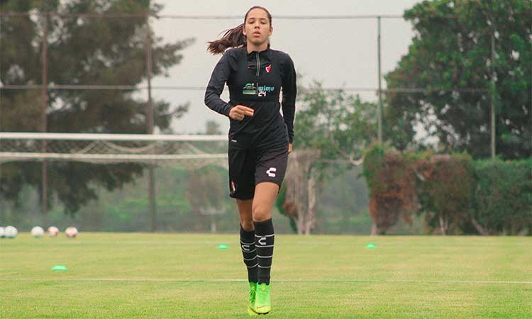 Atlas femenil apuesta por las fuerzas básicas