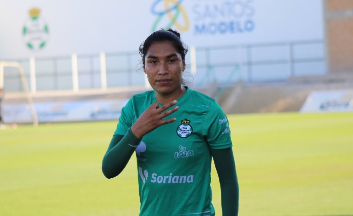 El hat-trick de Estela Gómez es una meta cumplida de la atacante. 