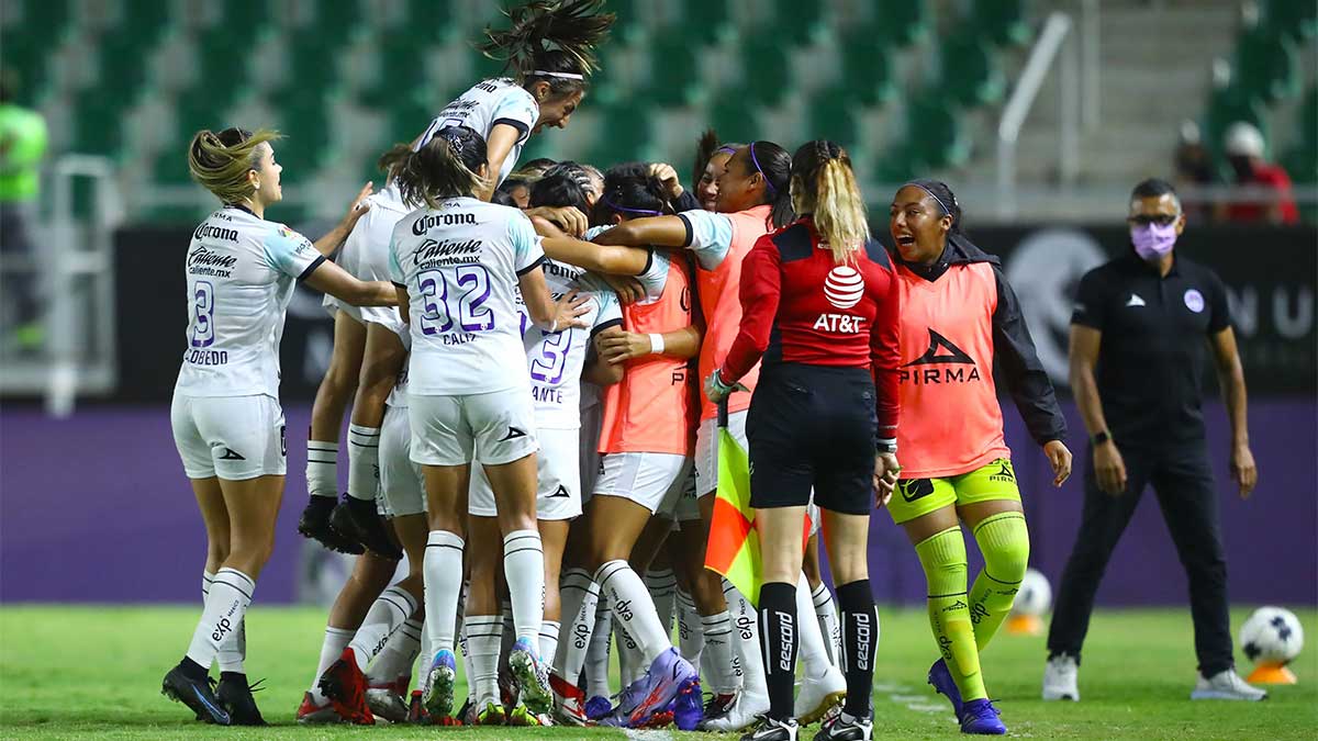  Mazatlán femenil 2-1 Necaxa; las Cañoneras remontaron y derrotaron a las Centellas en el Kraken en el arranque de la Jornada 9 del Clausura 2022