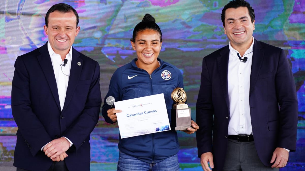 Casandra Cuevas, mediocampista de América Femenil, nombrada como Jugadora emblema de la Liga MX Femenil