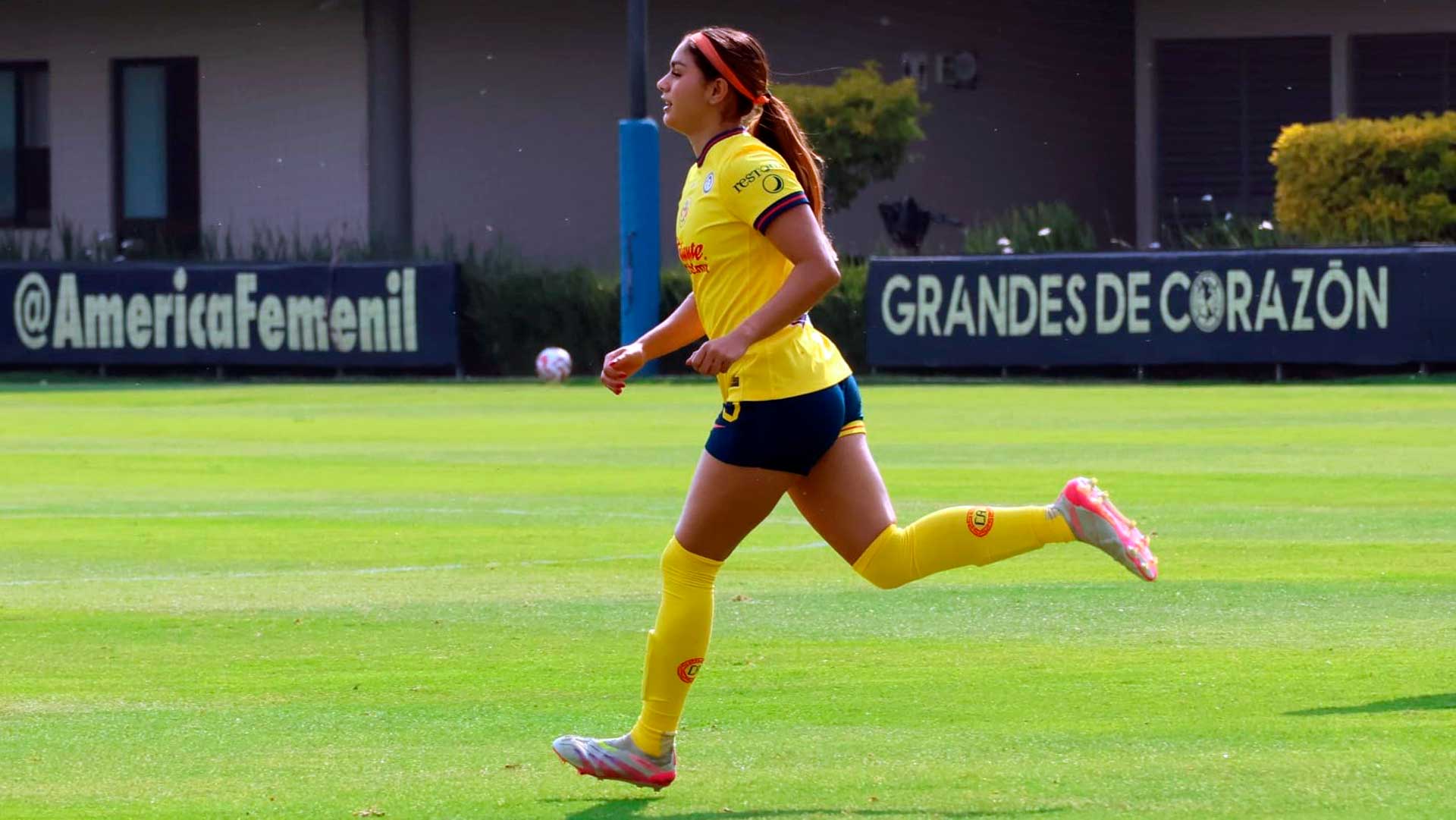 jana gutierrez defensa america femenil 1