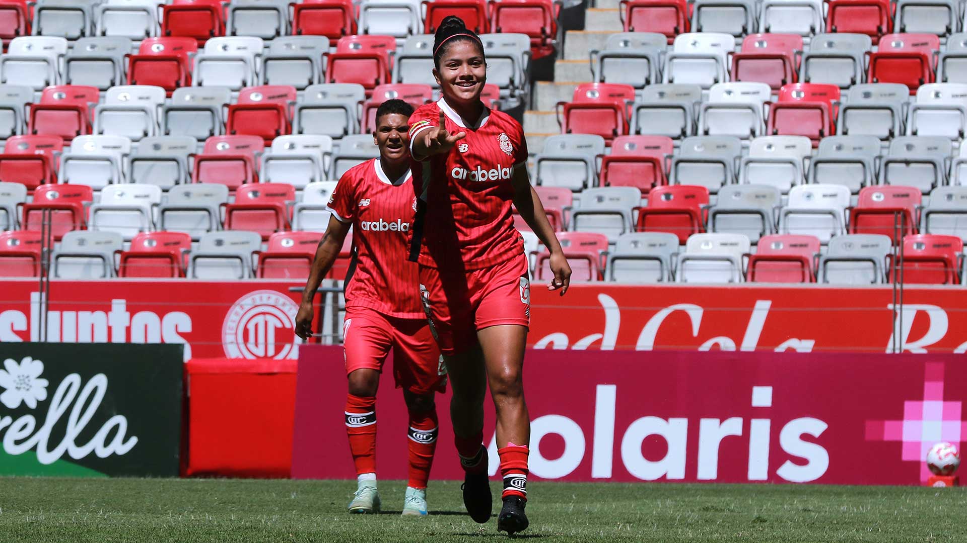 Toluca Femenil estrena DT y se impone a Santos con doblete de Mariel Román