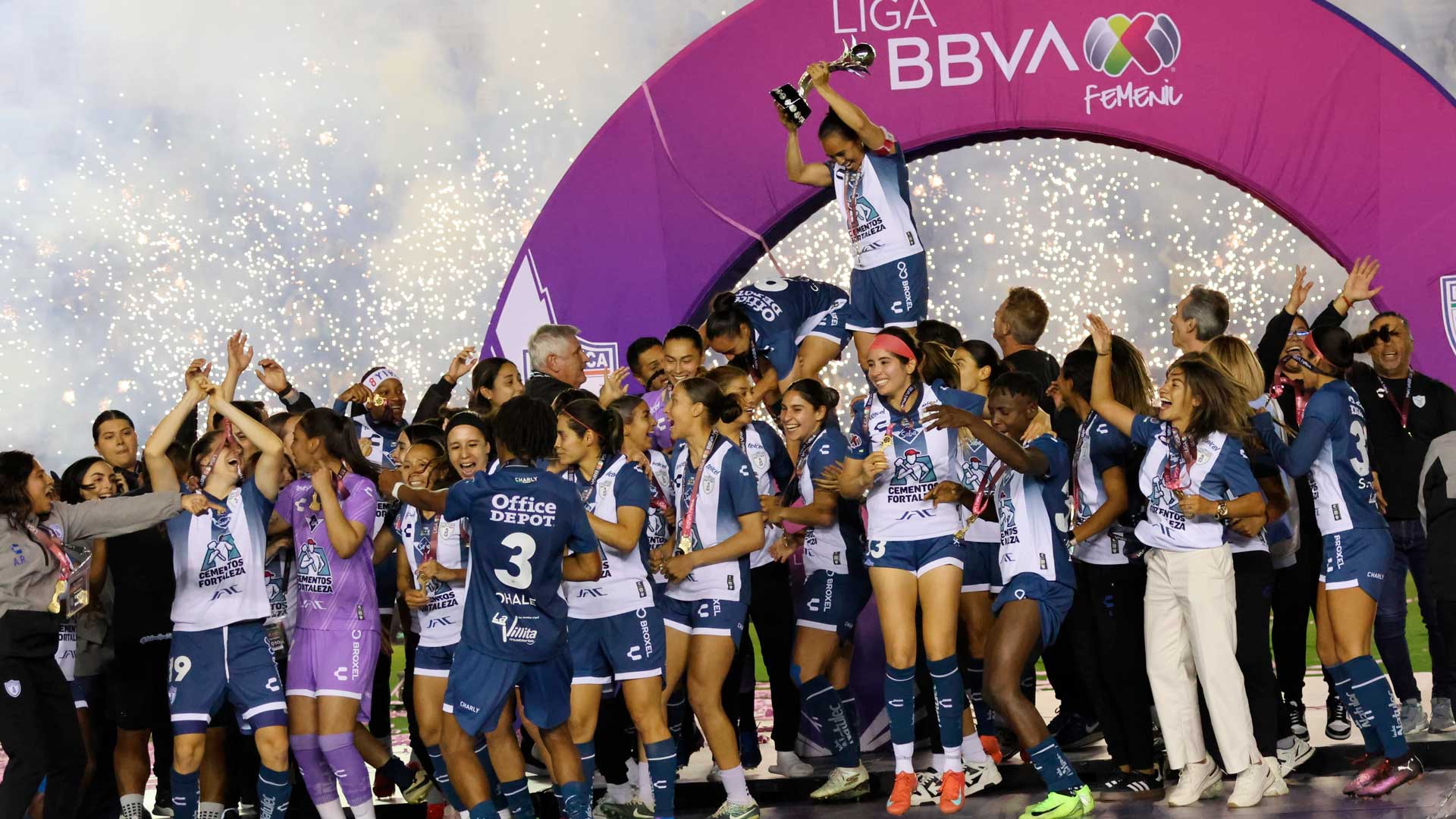 Pachuca Femenil se corona campeona del Clausura 2025 tras imponerse al América