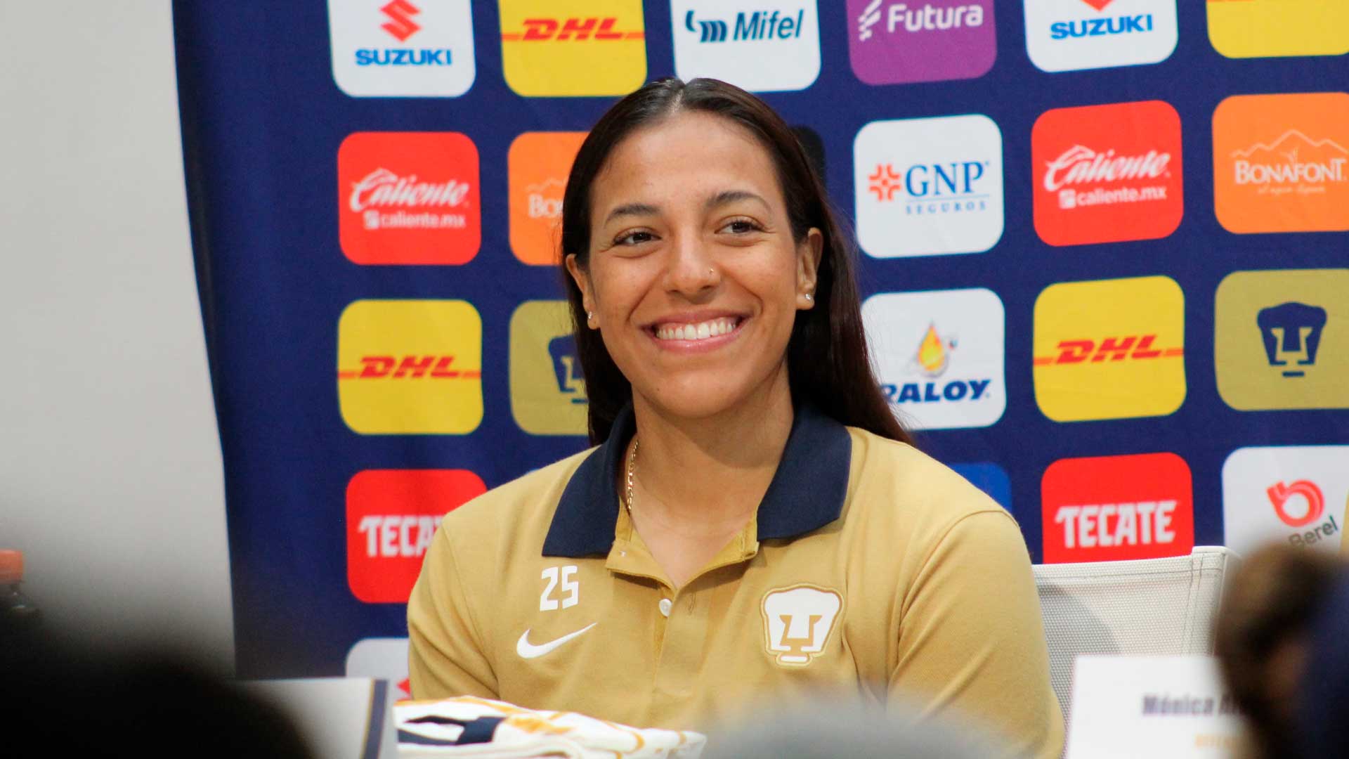 Julissa Dávila: “Quiero competir, aportar y ganar con Pumas femenil”