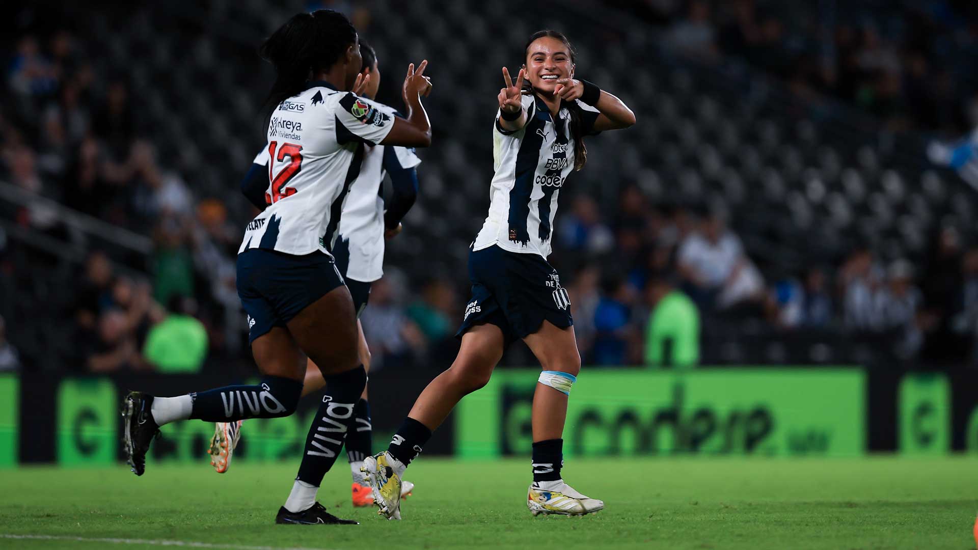 Rayadas golea 4-0 a Puebla femenil en su debut del Clausura 2026