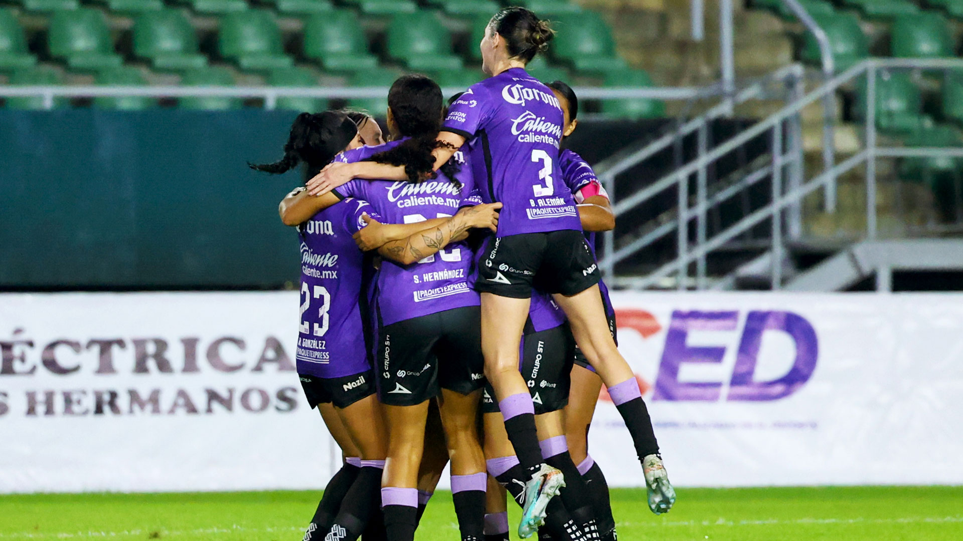 Mazatlán logra un arranque histórico y vence 2-1 a Santos Laguna en El Encanto