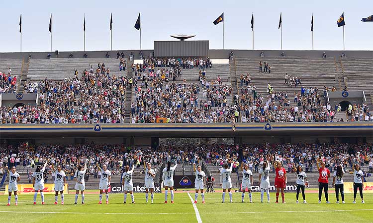 En un duelo histórico en CU, Pumas femenil y Cruz Azul empatan 0-0