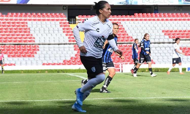 Para Mónica Ocampo sigue faltando apoyo al futbol femenil