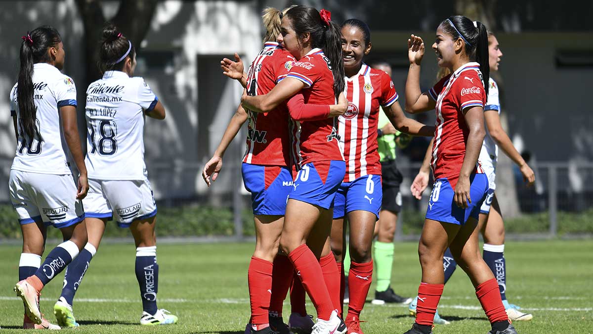 Con hat-trick de Alicia Cervantes, Chivas femenil superó 3-0 al Puebla 