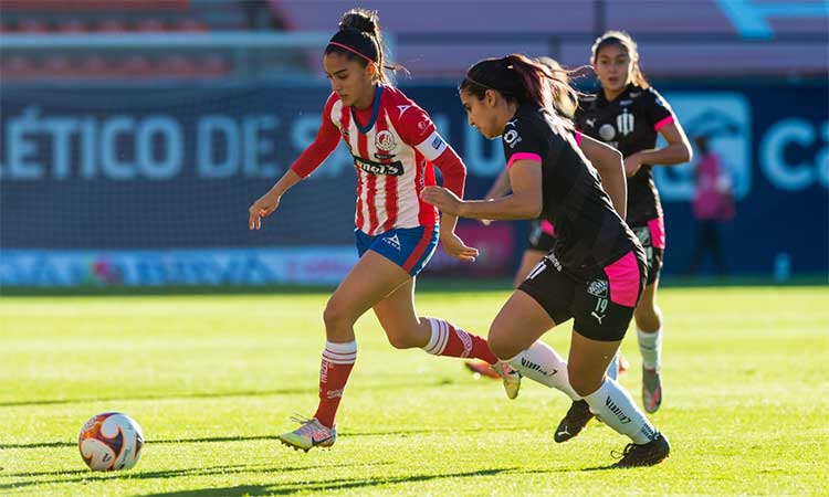 Rayadas debuta con paliza de 5-0 sobre San Luis 
