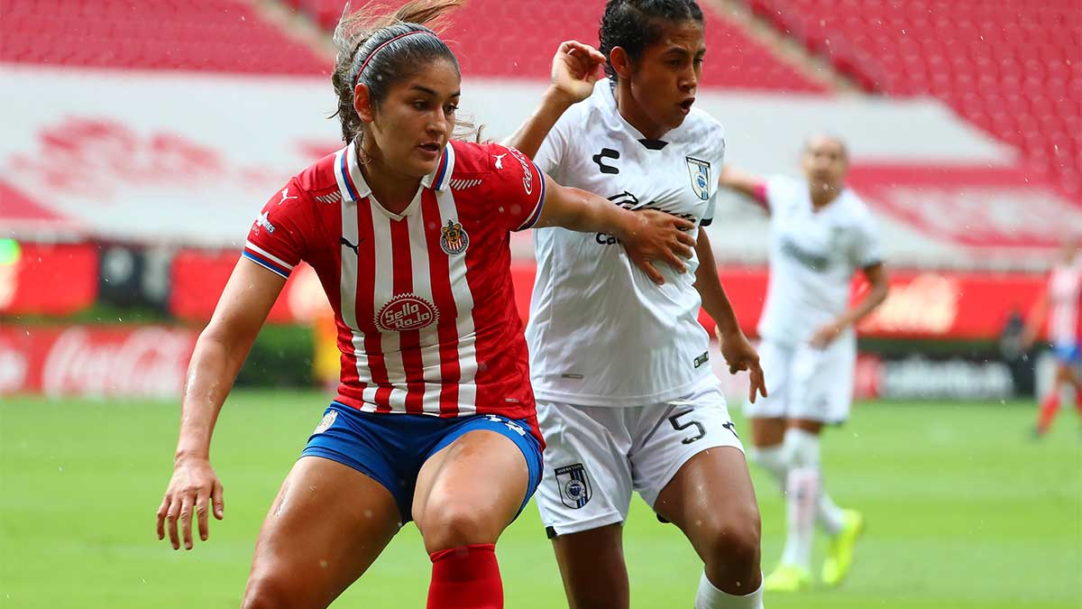 Yashira Barrientos estará fuera de acción 9 meses tras grave lesión en la rodilla 