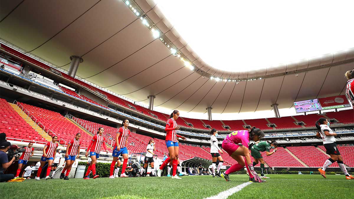 Chivas femenil vs Tigres femenil: Todo listo en el estadio Akron para la final de ida del Guardianes 2021