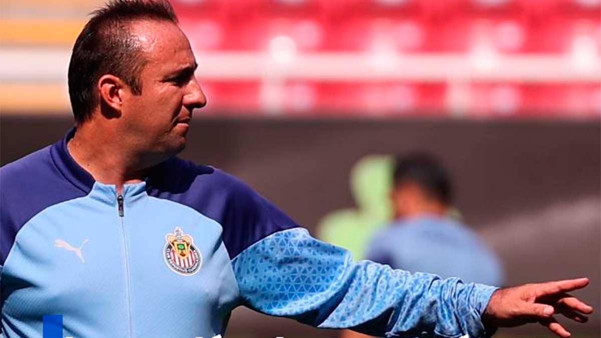 Joaquín Moreno confía en el potencial de Chivas Femenil para la Summer Cup