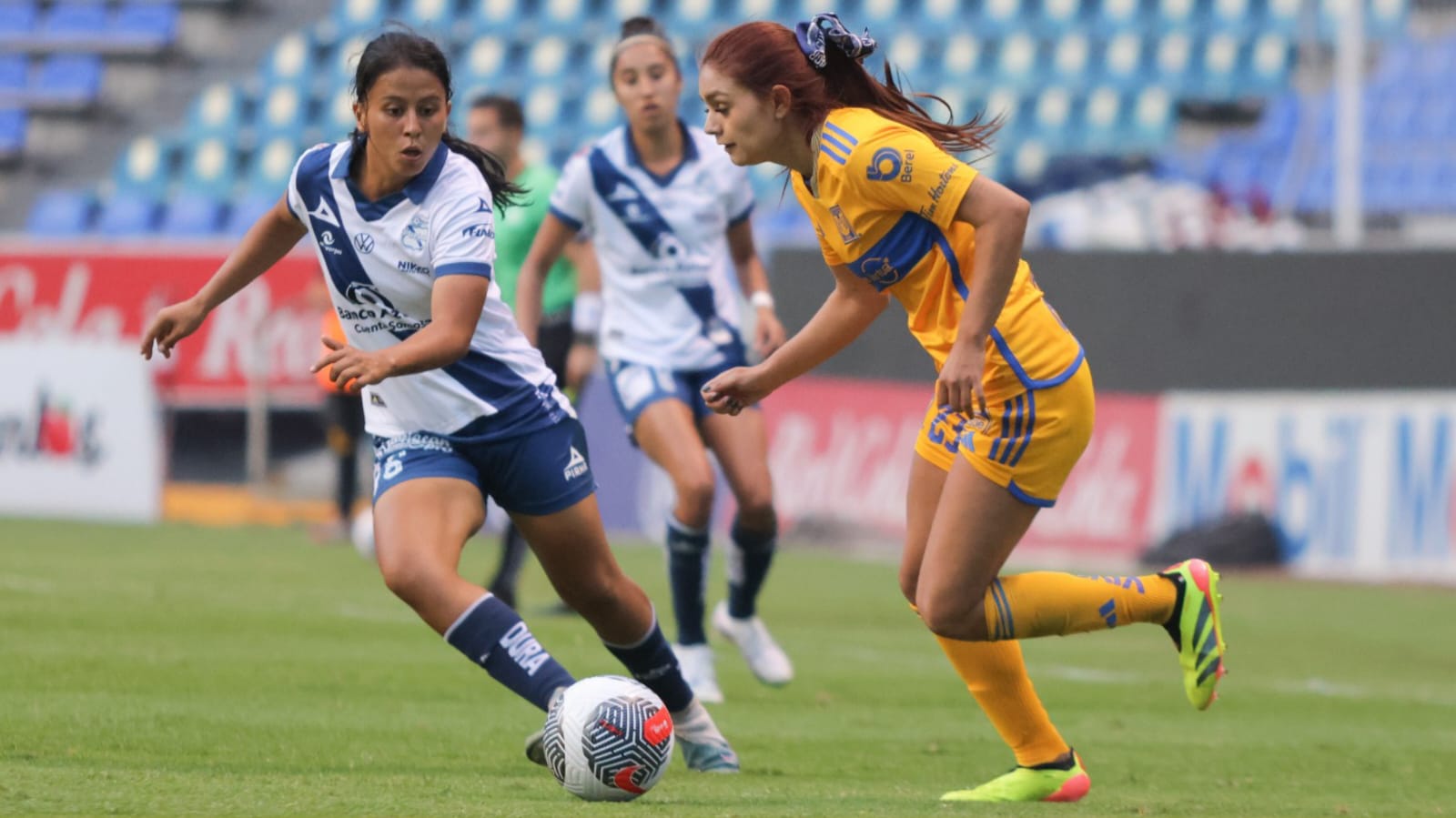 Puebla 0-6 Tigres femenil; las Amazonas aplastaron a La Franja en el estadio Cuauhtémoc