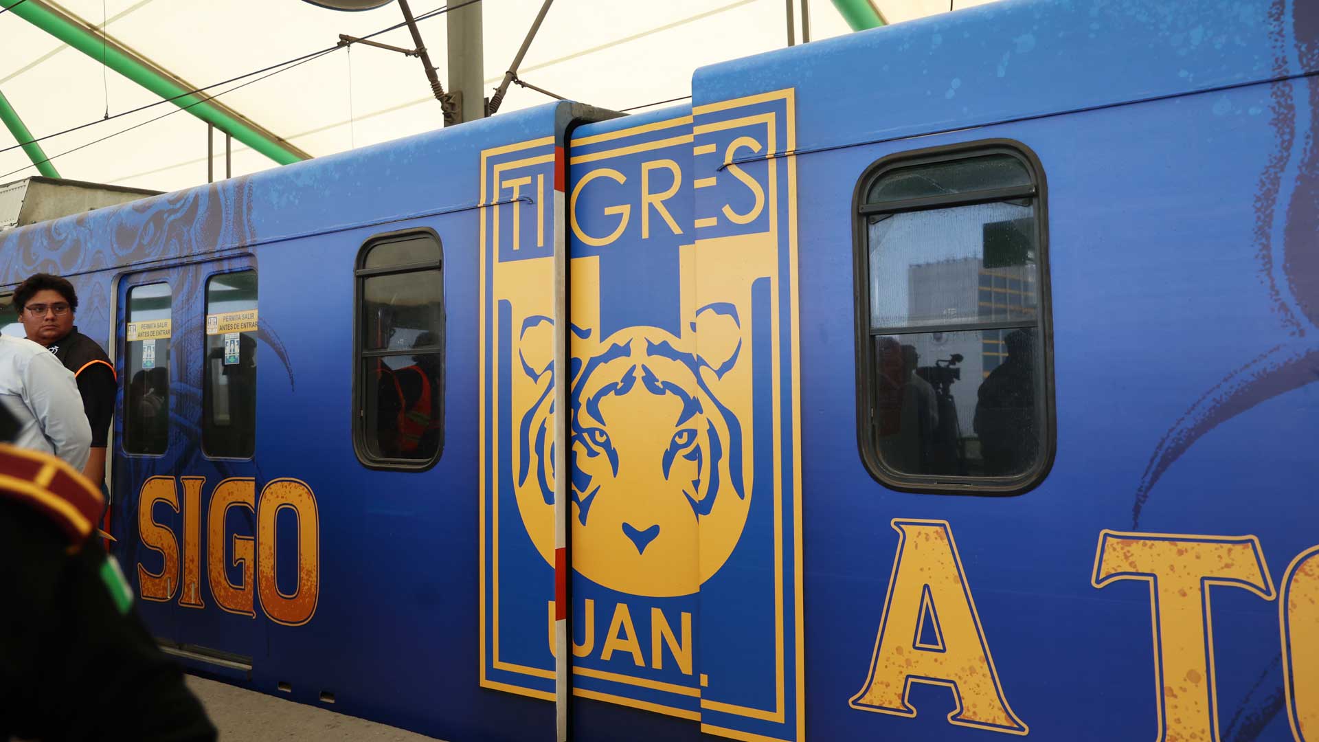 Tigres transforma la estación Universidad del Metro en la nueva “Estación Tigre”