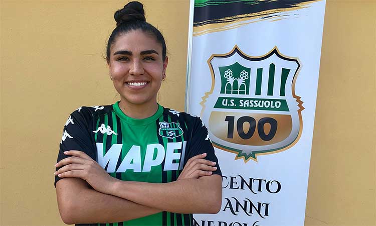 Estefanía Fuentes fue presentada con el Sassuolo de Italia