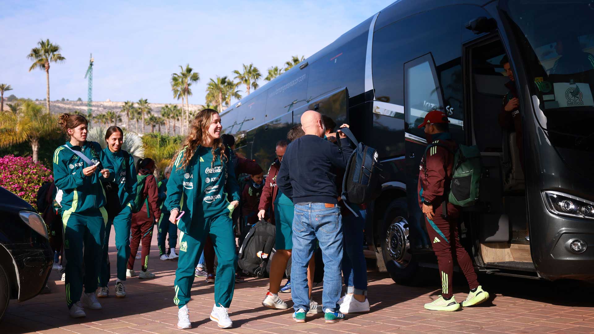 seleccion femenil mexicana llega a alicante foto fmf