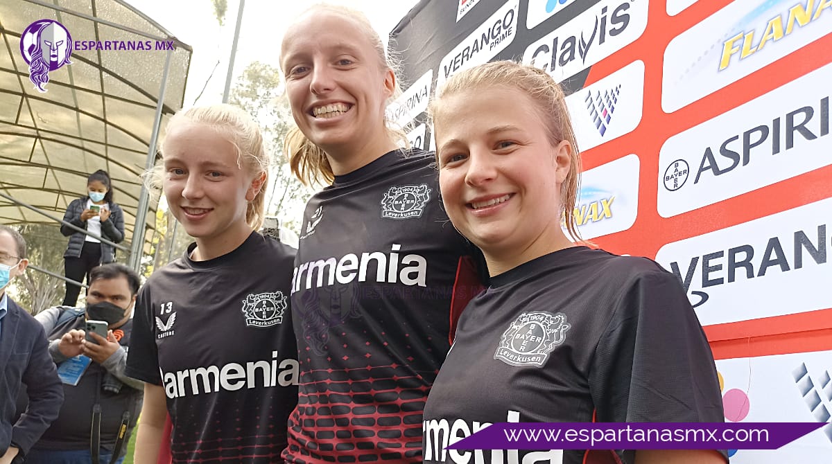 Irina Pando, Kristin Kögel y Caro Siems, del Bayer Leverkusen, felices de estar en México y jugar en el Azteca